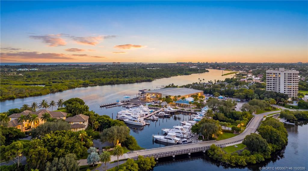 3220 W Channel Circle, Jupiter FL - photo 9 of 35