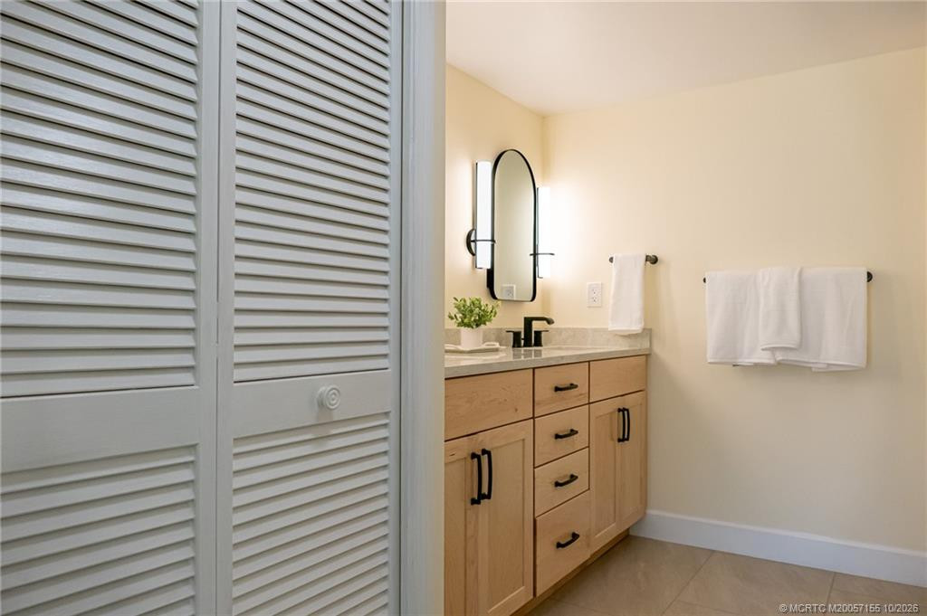 162 SE Saint Lucie Boulevard #204B, Stuart FL - photo 23 of 42