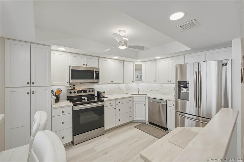 2 bedroom Condominium at 10410 S Ocean Drive #806, Island Club, Jensen Beach — photo 4