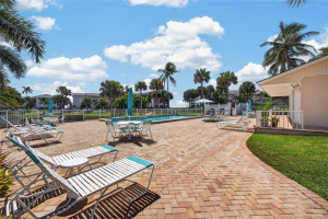 Riverside Pool