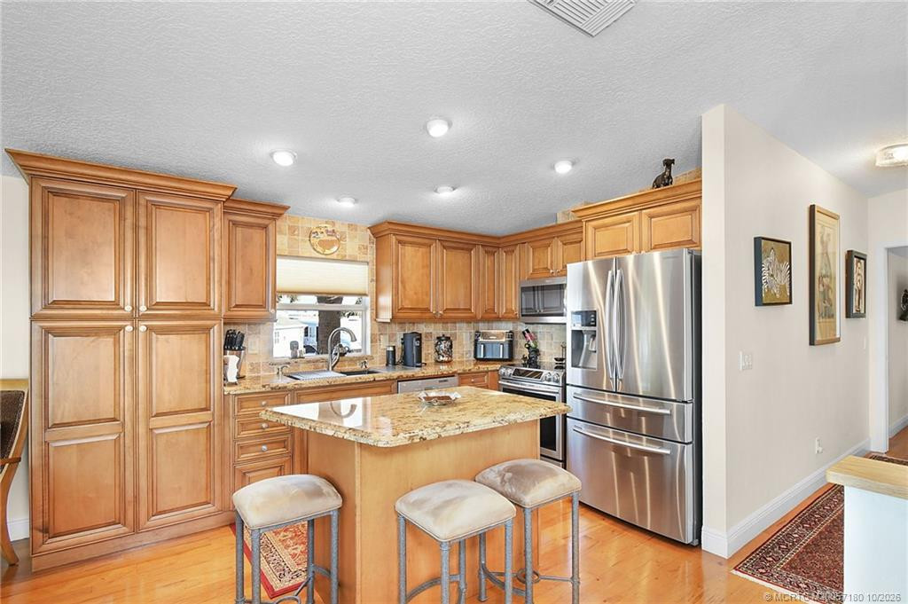 4 Nettles Boulevard, Jensen Beach FL - photo 7 of 23