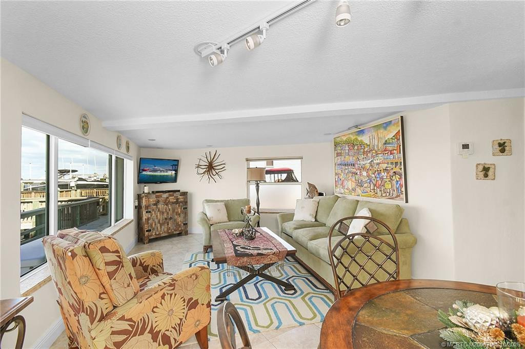 4 Nettles Boulevard, Jensen Beach FL - photo 15 of 23