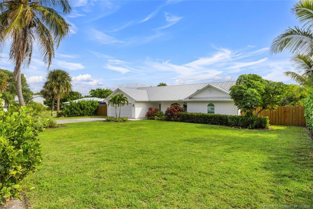 4811 NE Savannah Road, Jensen Beach FL - photo 6 of 49