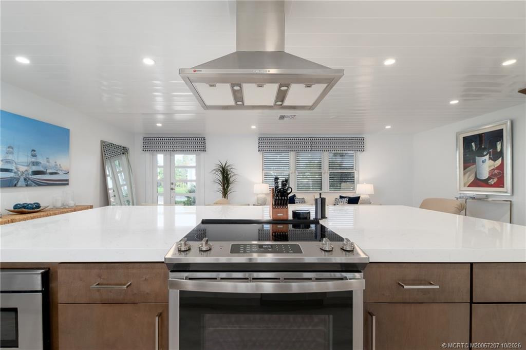 8418 SE Coconut Street, Hobe Sound FL - photo 14 of 43