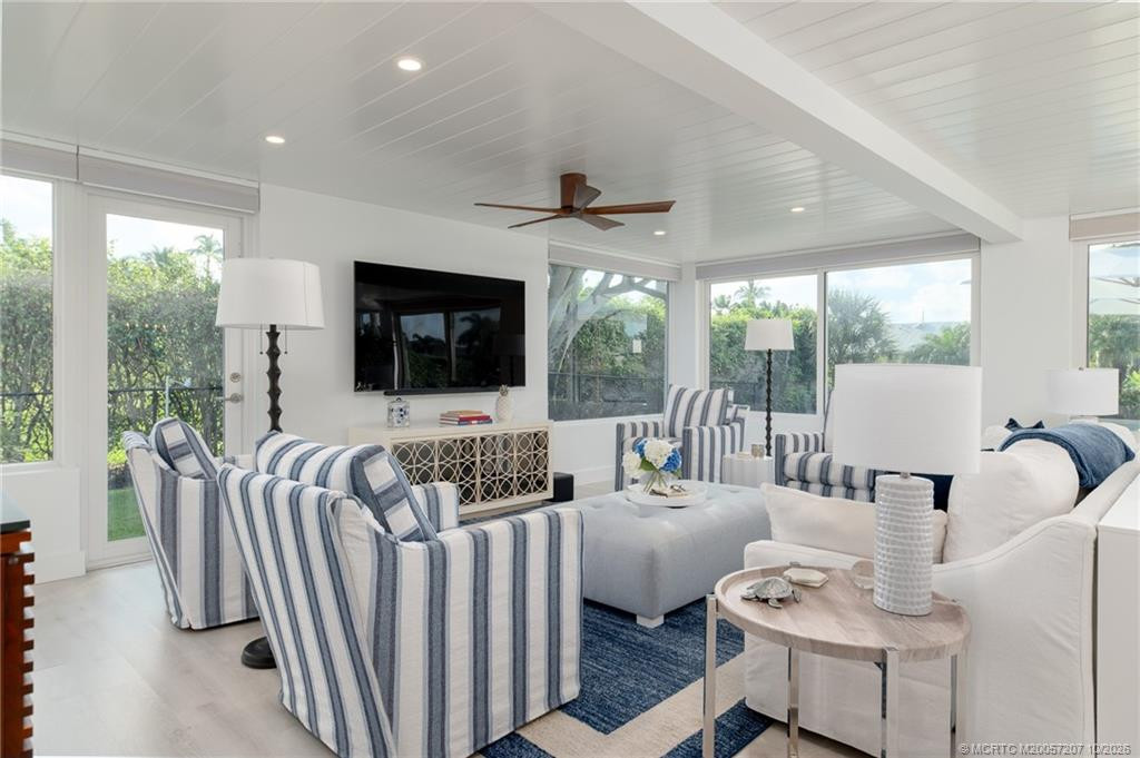 8418 SE Coconut Street, Hobe Sound FL - photo 18 of 43