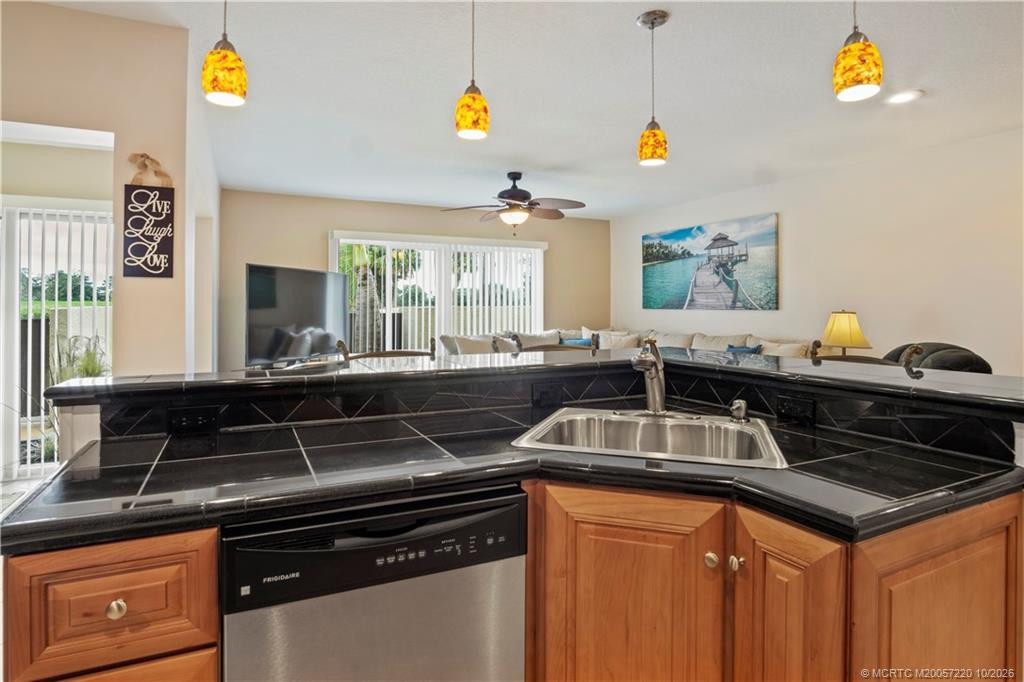 1800 SE Saint Lucie Boulevard #9-105, Stuart FL - photo 13 of 30