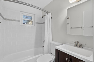 Shower/tub combination