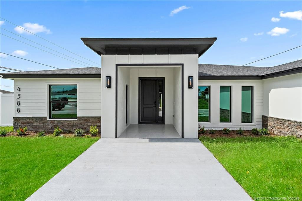4 bedroom Single Family Residence at 4588 SW Athena Drive, Port St Lucie Sec 34, Port St. Lucie — photo 3