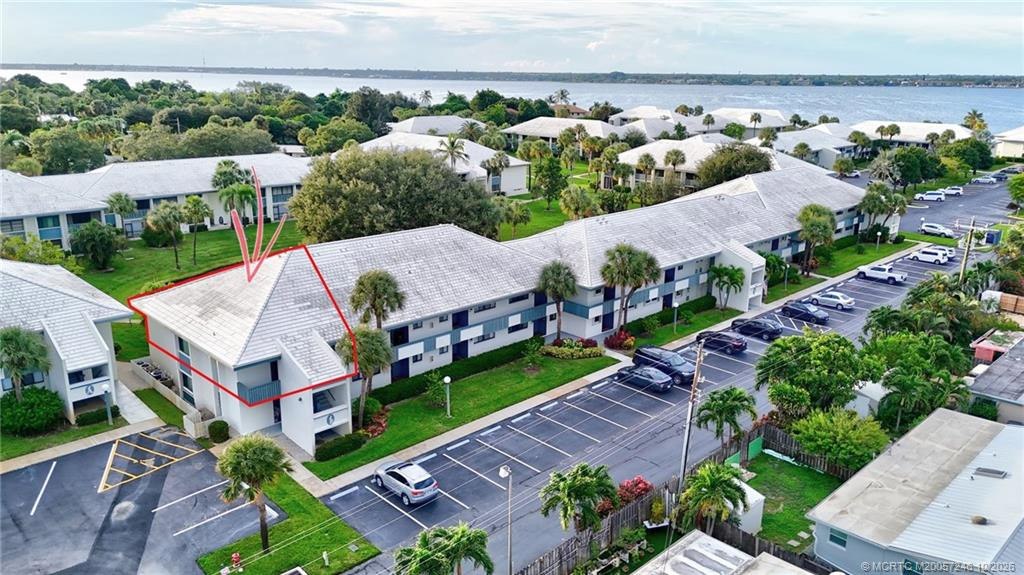 2 bedroom Condominium at 175 SE Saint Lucie Boulevard #B82, Pierpoint Yacht Club Condo, Stuart — photo 2