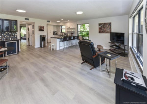 541 SW South River Drive 103, Stuart, FL 34997