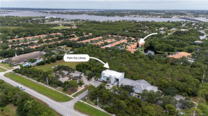 Palm City Library nearby