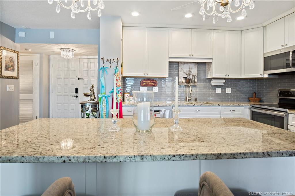 1800 SE Saint Lucie Boulevard #10-305, Stuart FL - photo 11 of 49