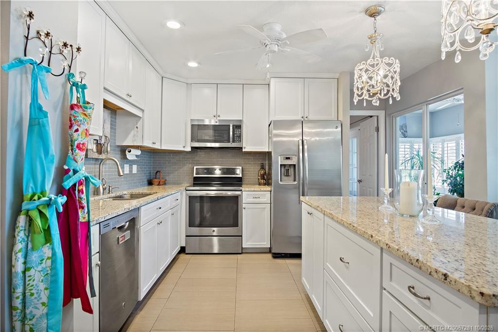 1800 SE Saint Lucie Boulevard #10-305, Stuart FL - photo 13 of 49
