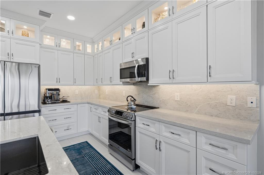 4659 SE Manatee Way, Stuart FL - photo 19 of 63