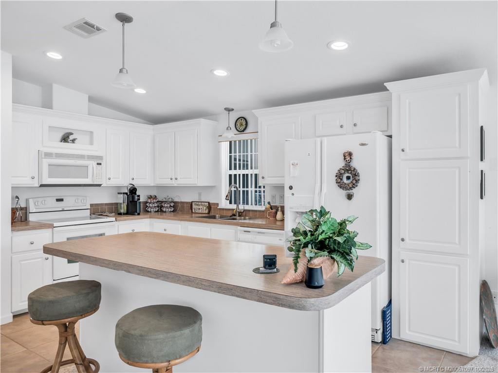 3500 S Kanner Highway #137, Stuart FL - photo 13 of 36