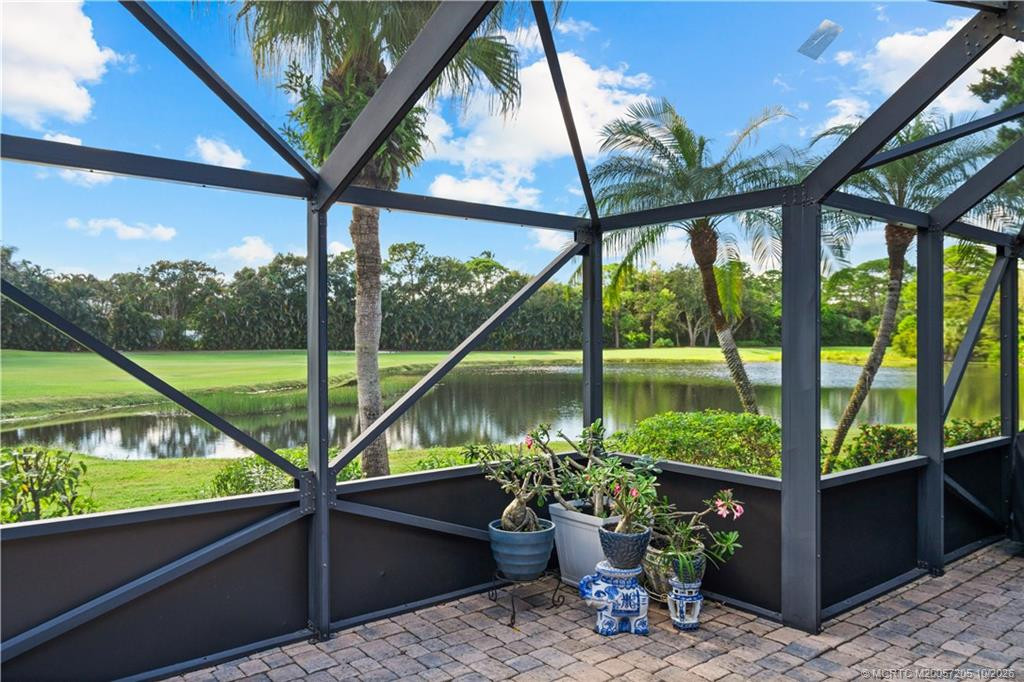 1423 SW Troon Circle, Palm City, FL 34990 in Palm City - property photo 6