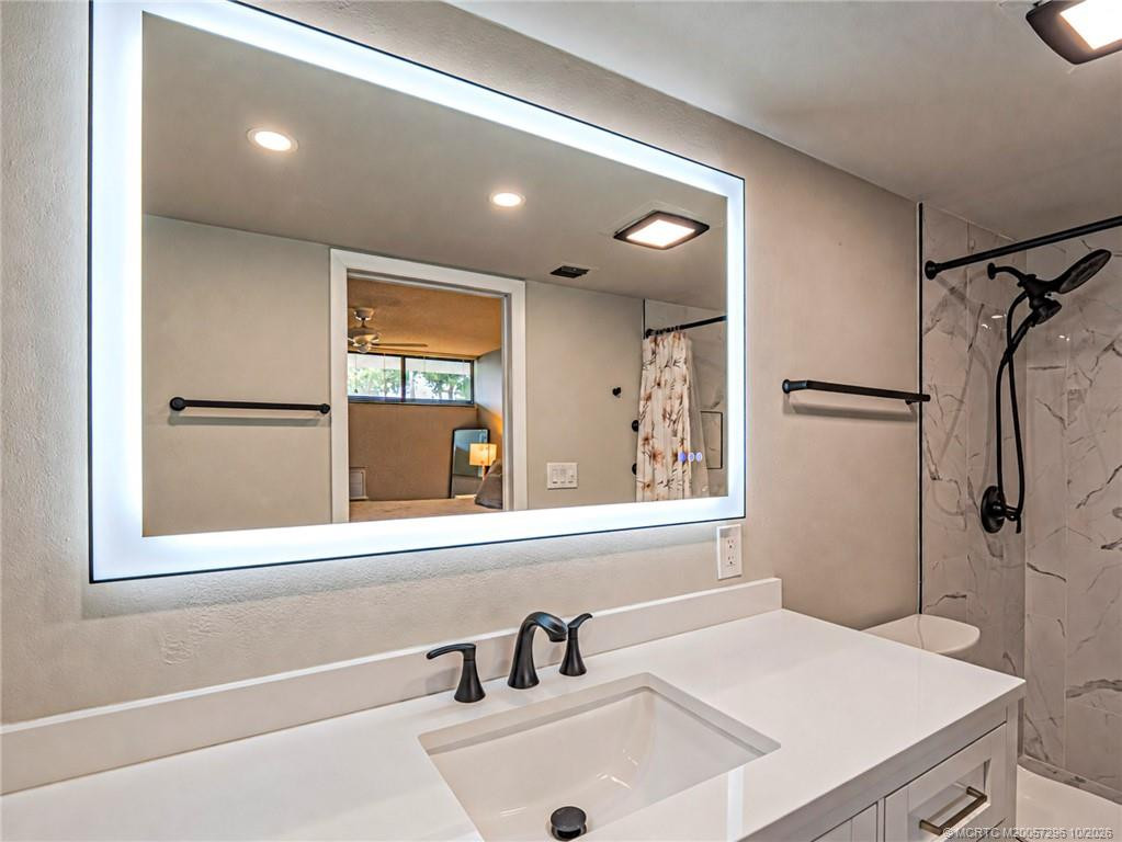 Primary remodeled en suite