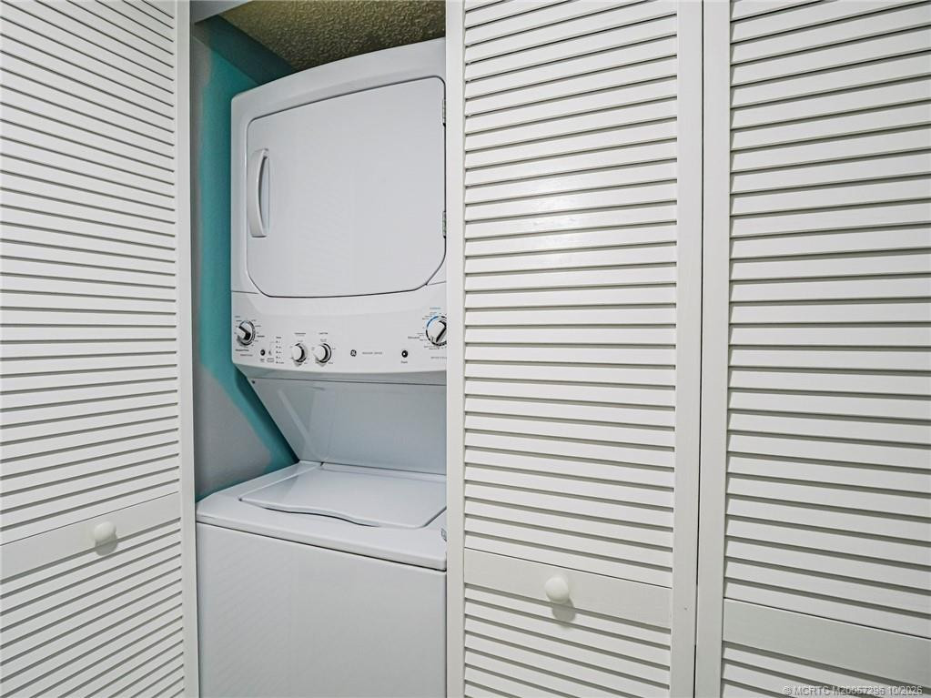 in unit washer & dryer