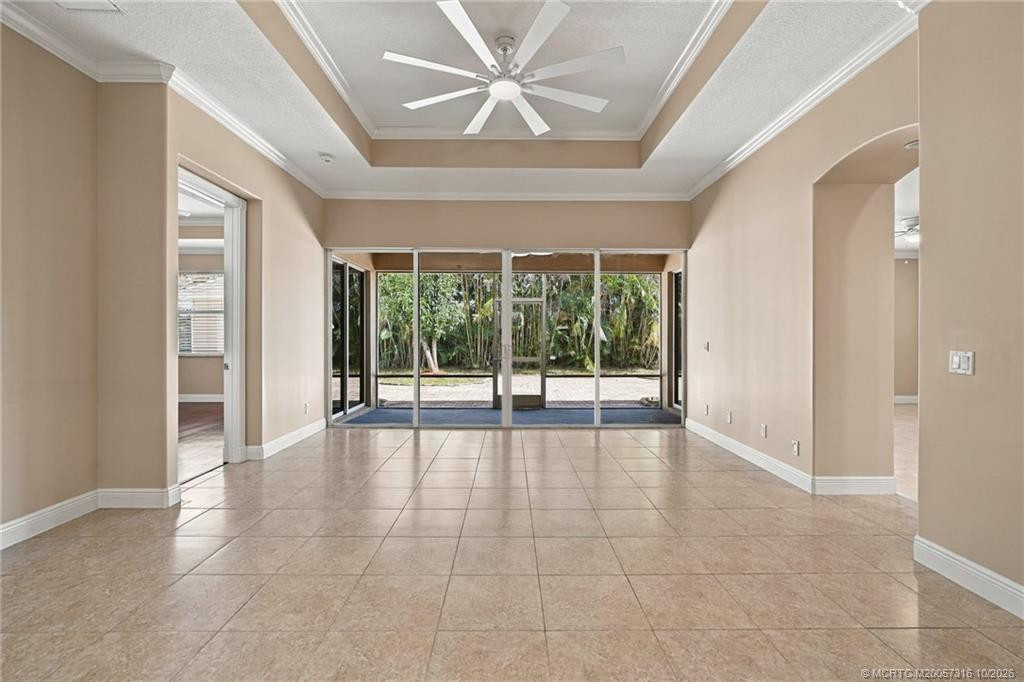 6231 NW Hacienda Lane, Port St. Lucie, FL 34986 in Port St. Lucie - property photo 7