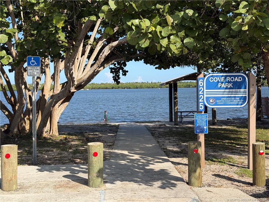 Cove Road Park Near