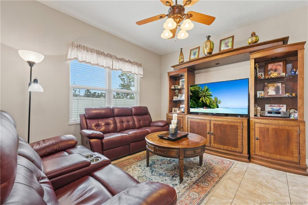 3 bedroom Single Family Residence at 5748 NW Bonny Court, Port St Lucie Sec 46 Rep 01, Port St. Lucie — photo 2