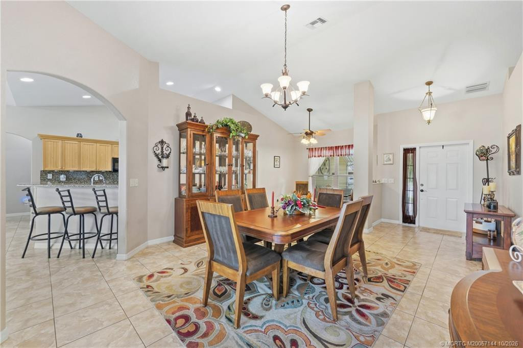 5748 NW Bonny Court, Port St. Lucie FL - photo 14 of 42