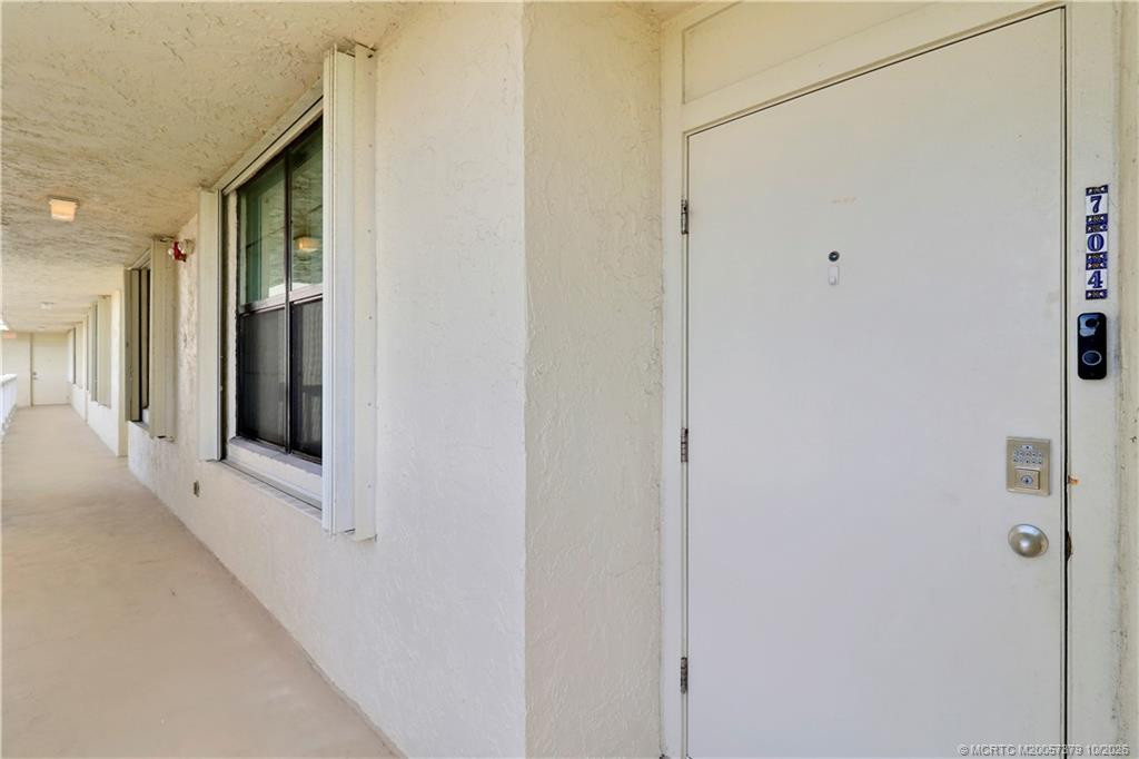 10000 S Ocean Drive 704, Jensen Beach, FL 34957 in Jensen Beach - property photo 2