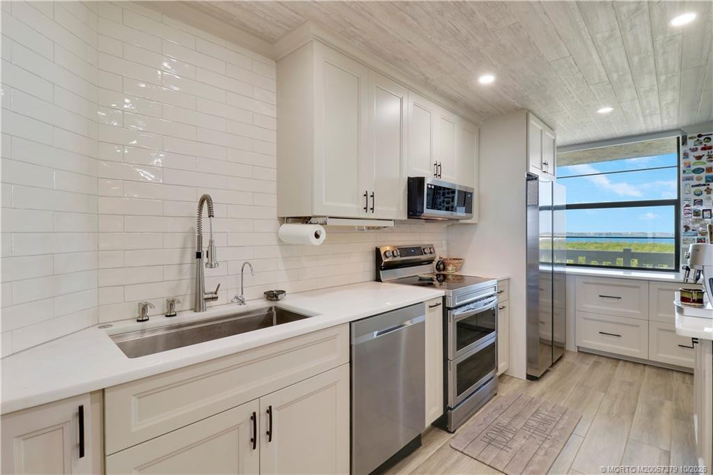 10000 S Ocean Drive #704, Jensen Beach FL - photo 9 of 36