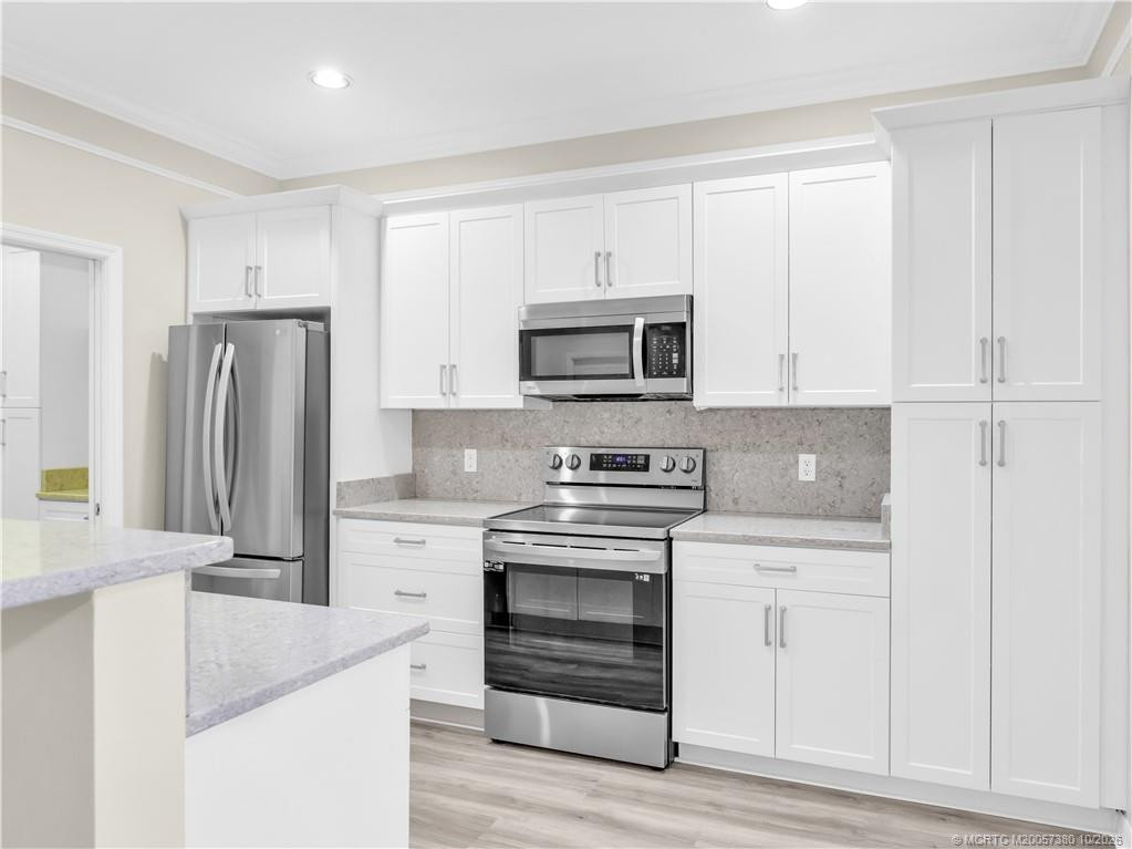 1773 Lakefront Boulevard #D2, Fort Pierce FL - photo 10 of 44