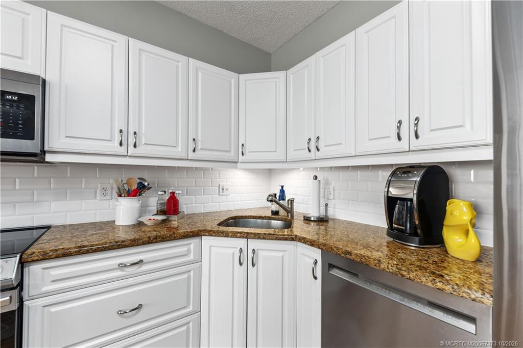 12370 Harbour Ridge Boulevard #4-3, Palm City FL - photo 12 of 32