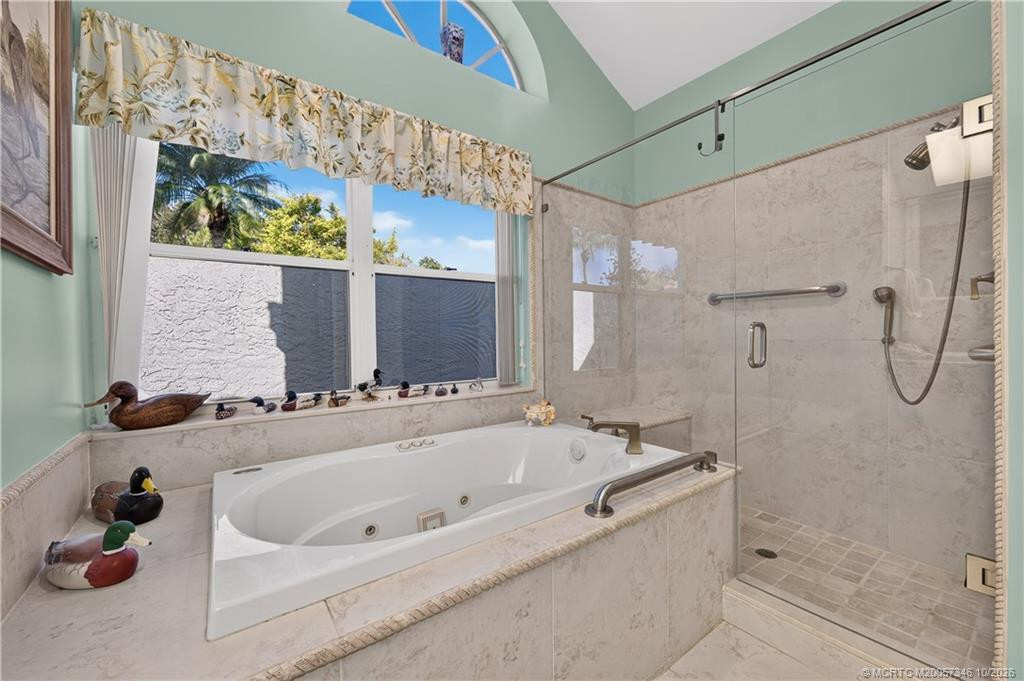 1642 NW Sweet Bay Circle, Palm City FL - photo 19 of 44
