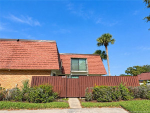 Photo for 3707 SW Sunset Trace Circle, Palm City, FL 34990 - listing #M20057385 3707 SW Sunset Trace Circle, Palm City, FL 34990