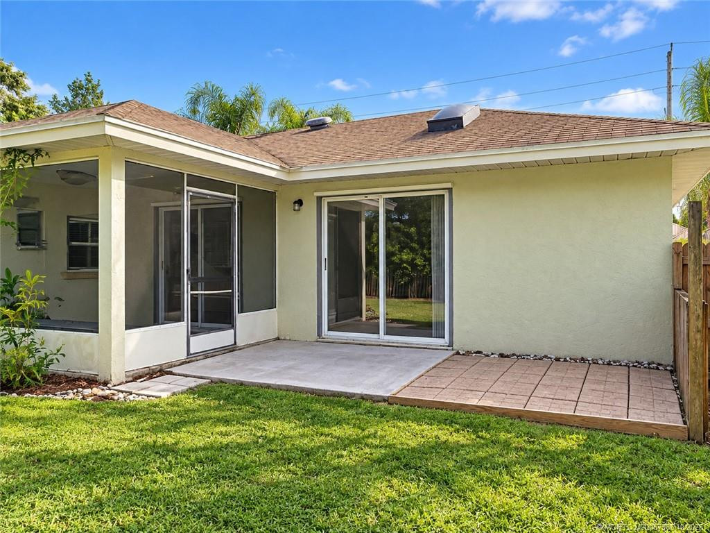 211 SE Sims Circle, Port St. Lucie FL - photo 19 of 20
