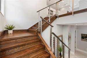 Custom Red Oak Staircase
