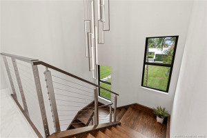 Custom Red Oak Staircase