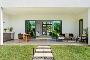 Main Home Down Stairs Patio