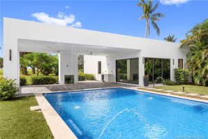 Guest House and Pool