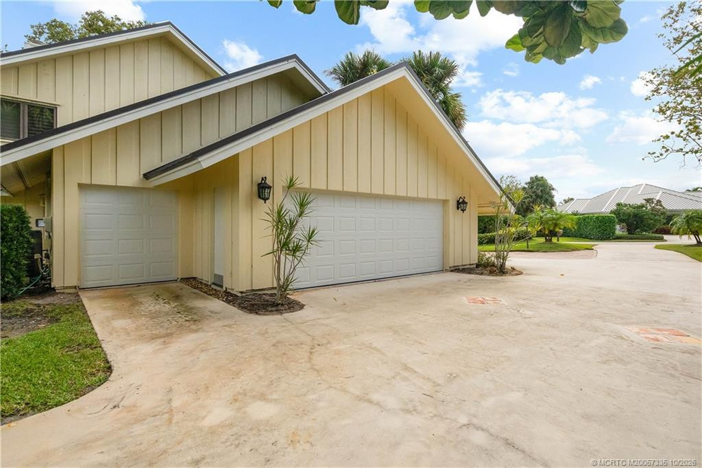 3 bedroom Single Family Residence at 6323 SE Farmington Place, Mariner Sands 03, Stuart — photo 3