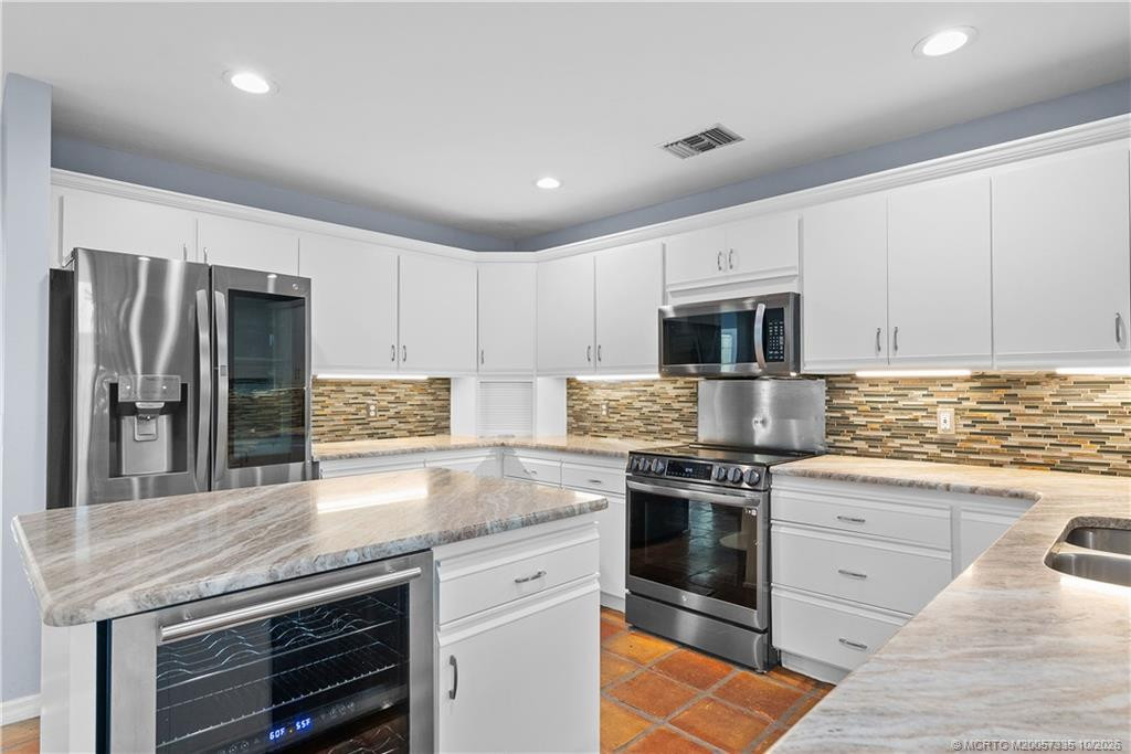 6323 SE Farmington Place, Stuart FL - photo 11 of 41