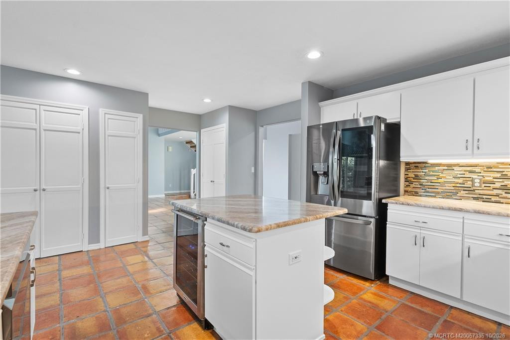 6323 SE Farmington Place, Stuart FL - photo 12 of 41