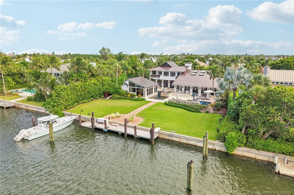 Prime, private dockage in your own backyard