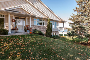 Photo for 805 N Lakeshore Drive, Lake City, MN 55041 - Listing #5671258 805 N Lakeshore Drive, Lake City, MN 55041