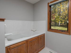 Photo for 2074 Valley View Lane NE, Chatfield, MN 55923 - Listing #5673324 2074 Valley View Ln NE-023-022-Bathrooim-MLS_Size