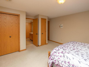 Photo for 2905 7th Avenue SW, Austin, MN 55912 - Listing #5674236 2905 7th Ave SW Austin MN-037-042-Bedroom 3-MLS_Size