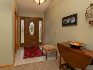Photo for 2905 7th Avenue SW, Austin, MN 55912 - Listing #5674236 2905 7th Ave SW Austin MN-005-003-Foyer-MLS_Size
