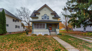 Photo for 206 2nd Street SW, Stewartville, MN 55976 - Listing #5674717 206 2nd Street SW, Stewartville, MN 55976