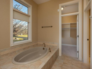 Photo for 5199 Meadow Crossing Road SW, Rochester, MN 55902 - Listing #5683449 5199 Meadow Crossing Rd SW-025-047-Master Bath-MLS_Size