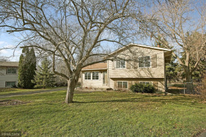 Photo for 11880 97th Avenue N, Maple Grove, MN 55369 - Listing #5686460 11880 97th Avenue N, Maple Grove, MN 55369
