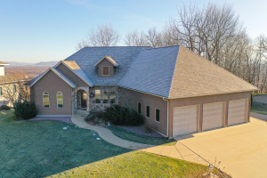 Photo for 32 McIntosh Road E, La Crescent, MN 55947 - Listing #5688261 32 McIntosh Road E, La Crescent, MN 55947