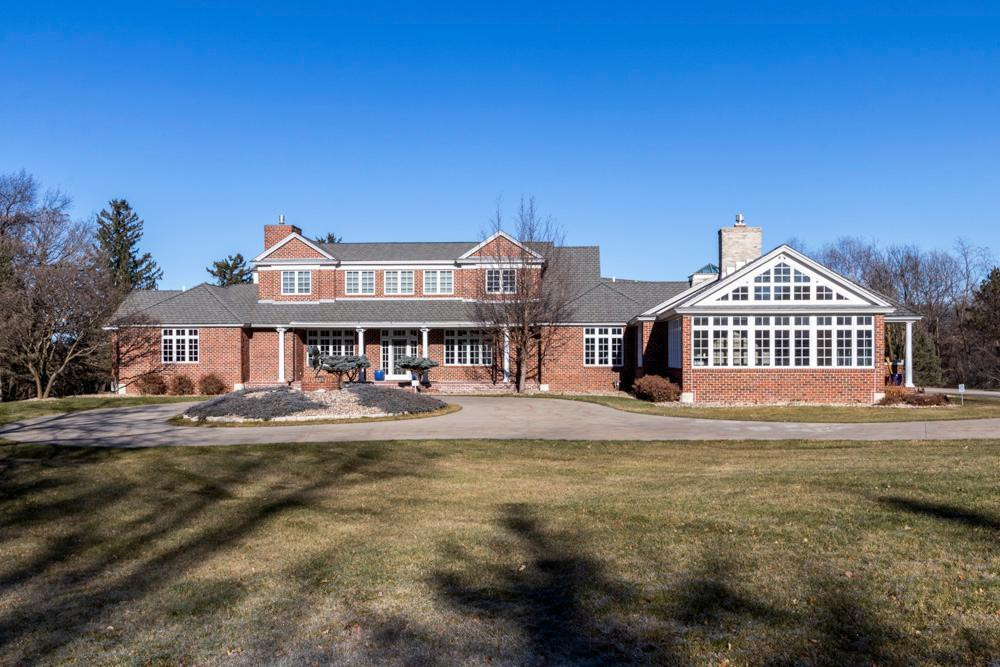 Photo for 2515 Crest Lane SW, Rochester, MN 55902 - Listing #5691248 2515 Crest Lane SW, Rochester, MN 55902